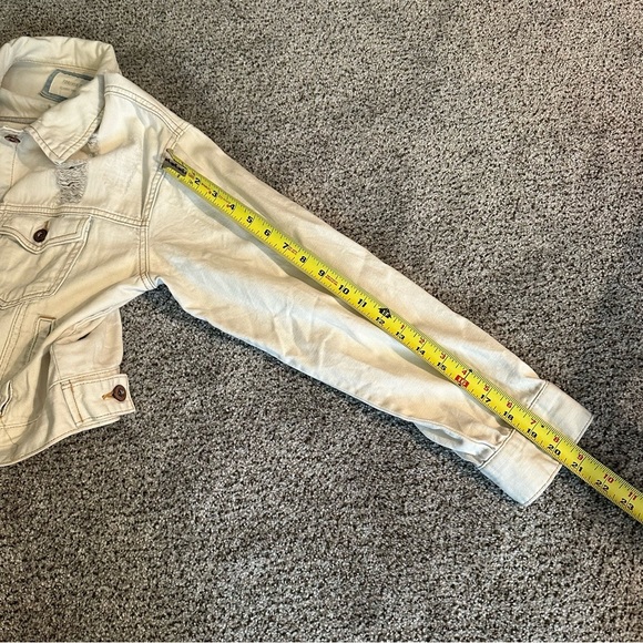 FOREVER 21 M Bleached Denim Jean Jacket Distressed Rips R $35 - Picture 12 of 14